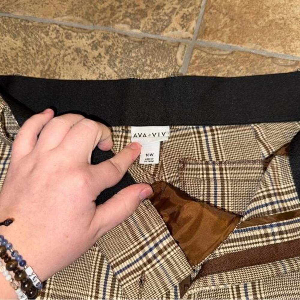 Ava & Viv Brown Plaid Straight Leg Pants - Picture 3 of 5